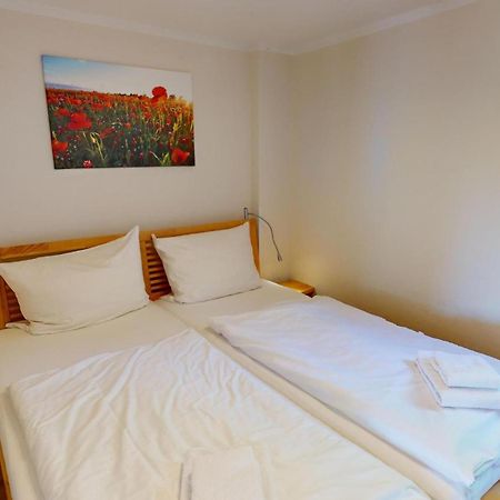 Appartementhaus Koenigshoehe Koenigshoehe Wohnung Seehund 格洛米茨 外观 照片